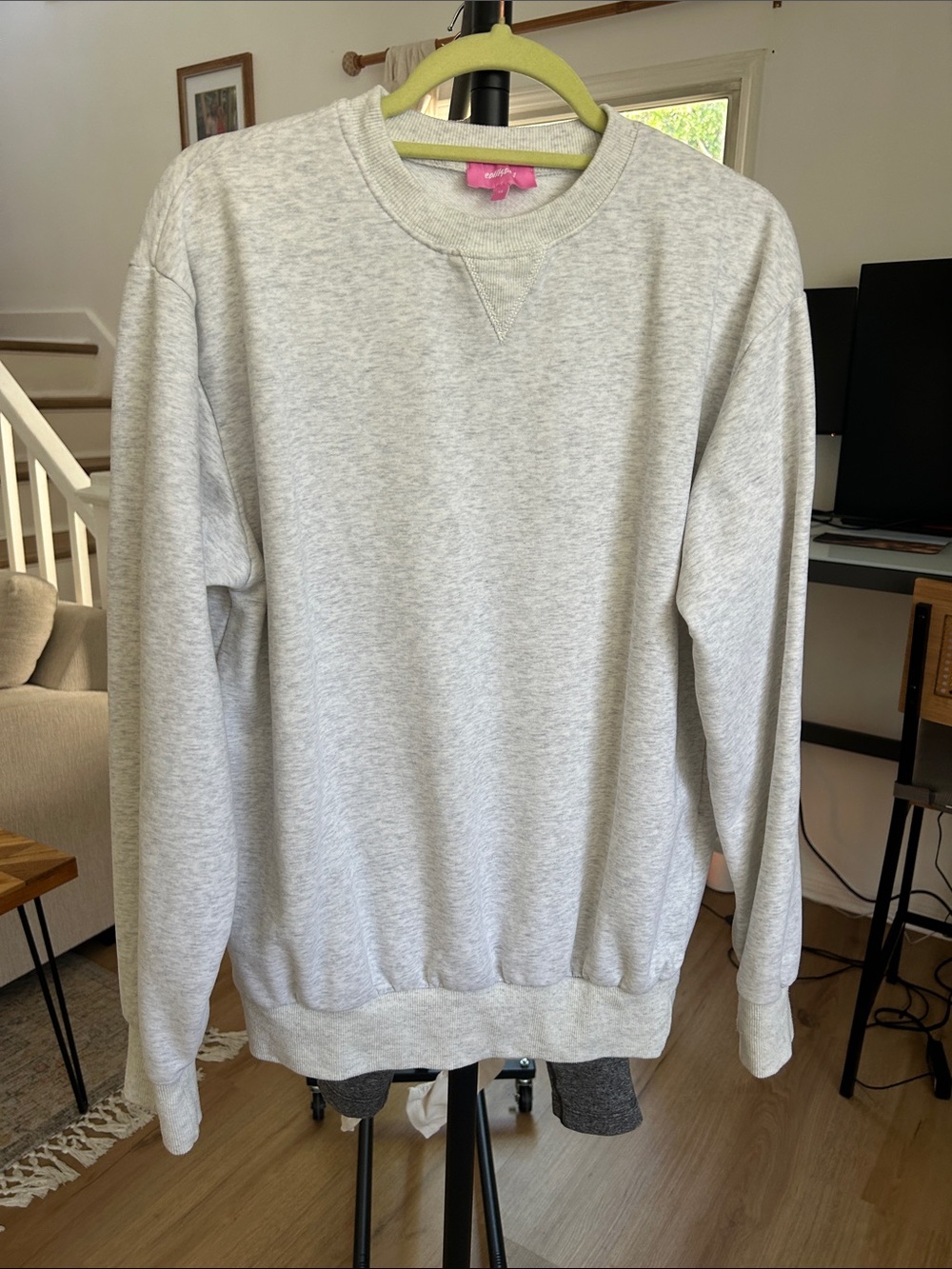 Edikted Sweatshirt. Size XS. Oversized. PTP 21”